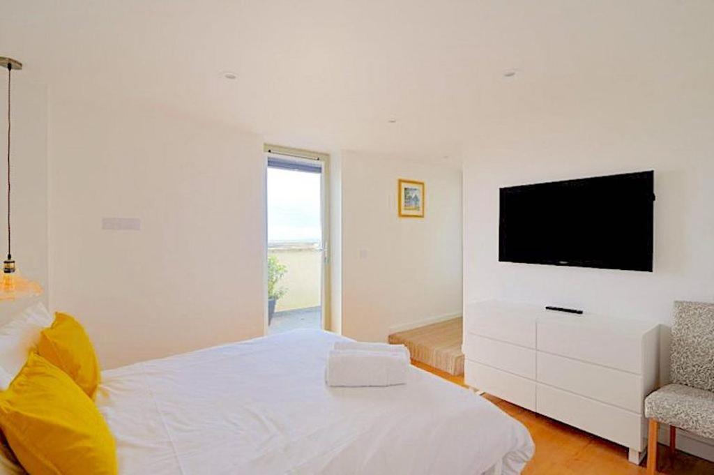 Largigi Offering Two Amazing Panoramic Sea Front Apartments Lyme Regis Dış mekan fotoğraf